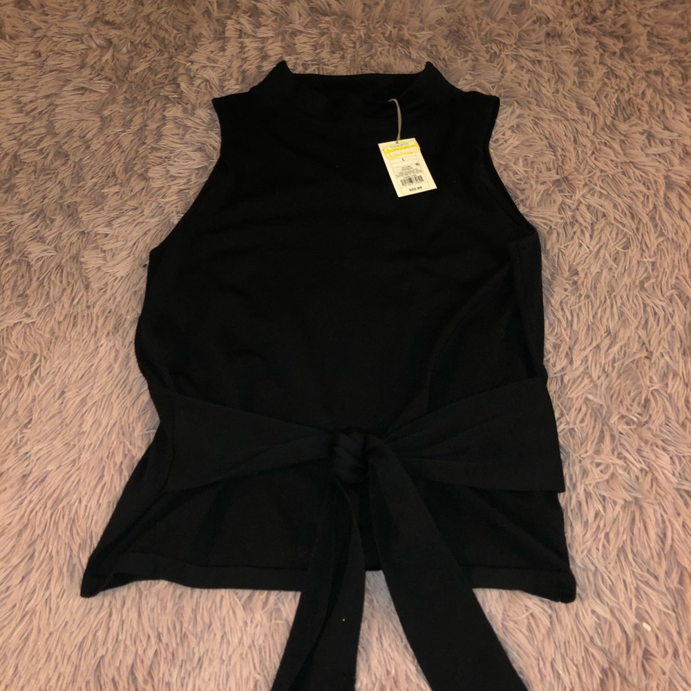 Brand a new day shirt with no sleeves top